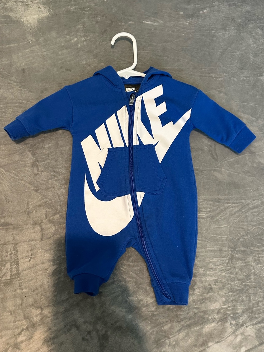 5/$25 Nike zipper jumpsuit